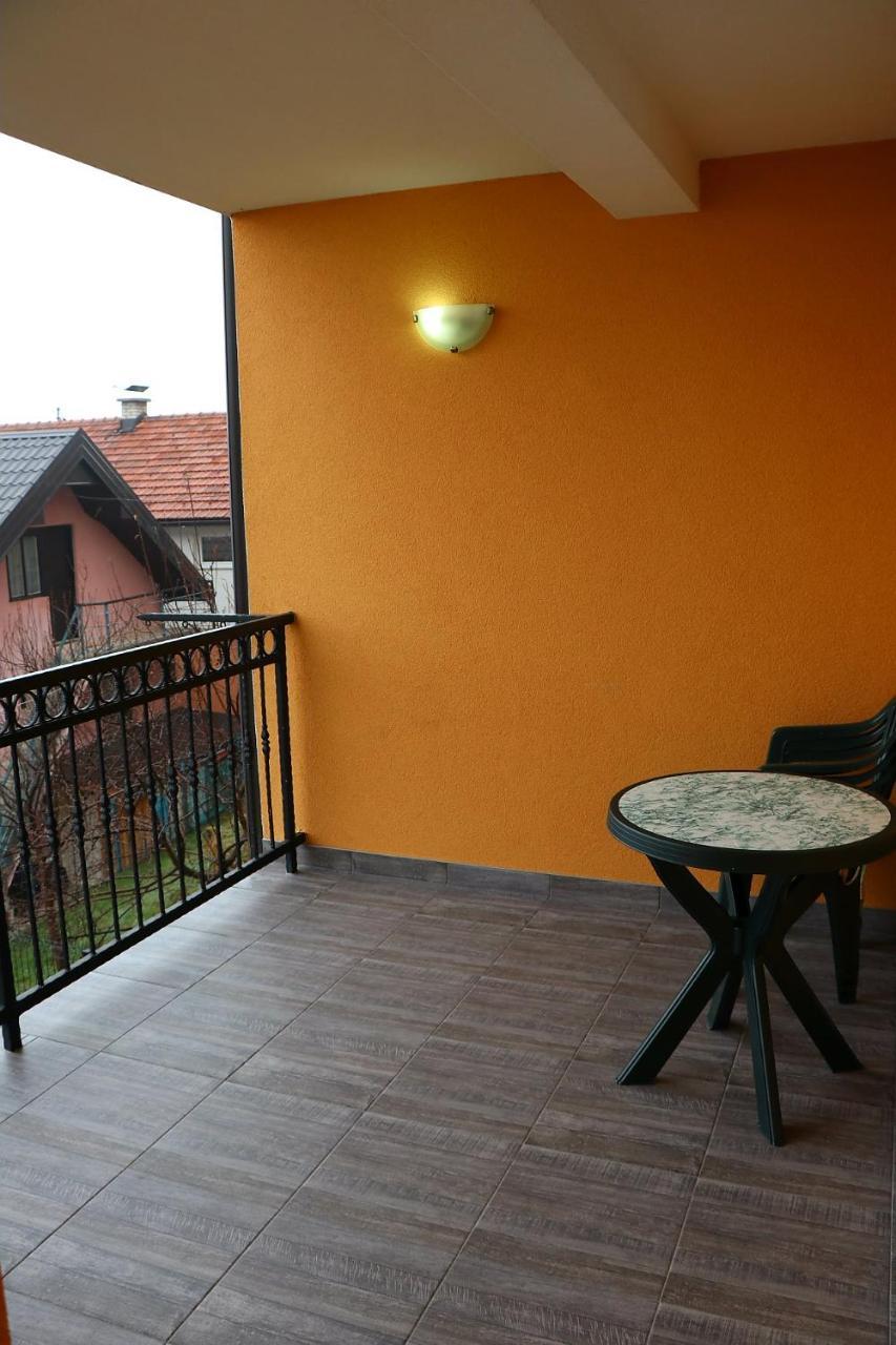 Apartment Benjo SJJ Exteriör bild